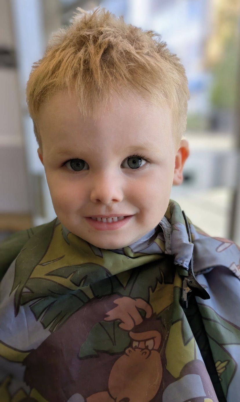 Blonde textured crop — Boys' first cut